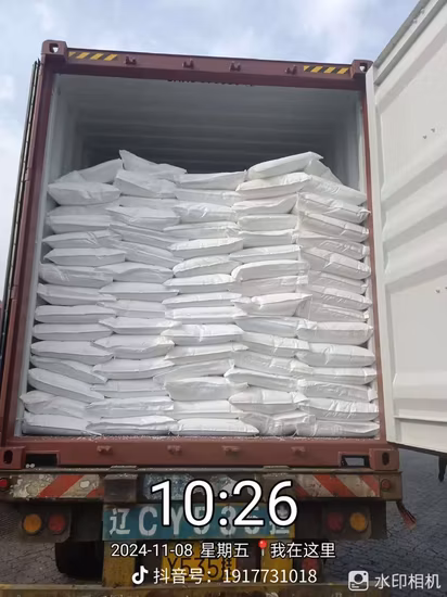 Precio de fábrica a granel de grado industrial Marca Kunlun Slab Sólido Totalmente Refinado /Cera de Parafina Semi Refinada 58/60/62/64 Fabricación de Velas de Aromaterapia